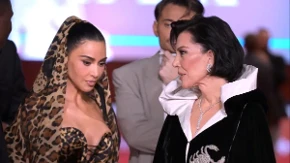 Kim razvezala jezik o maminoj aferi: Kris odlepila od besa!