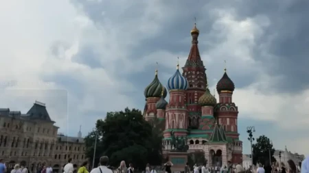 Ruski list "Novaja gazeta" objavila da prestaje sa radom, označeni kao strani agenti