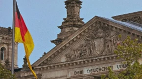 Svetska trgovina pred velikim promenama - Merc najavio da će EU preuzeti vodeću ulogu 