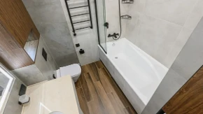 Uzmite list toalet papira i uradite ovo u kupatilu: Za nekoliko sekundi otkrićete problem zbog kojeg se pojavljuje buđ