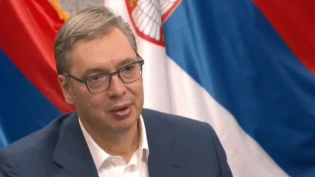 Vučić: Policija je danas upala u prostorije SNS u Sremskoj Mitrovici