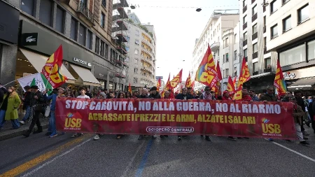 Desetine hiljada besnih ljudi u ratu sa policijom: Totalni slom u više od 40 gradova u Italiji 
