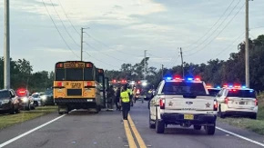 Školski autobus sa 20 dece udario u zid kuće u Nemačkoj, više povređenih