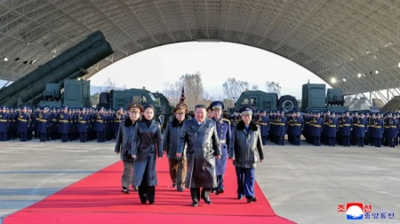 "Moramo da im pokažemo" Kim gledao kako raketa leti ka Japanskom moru