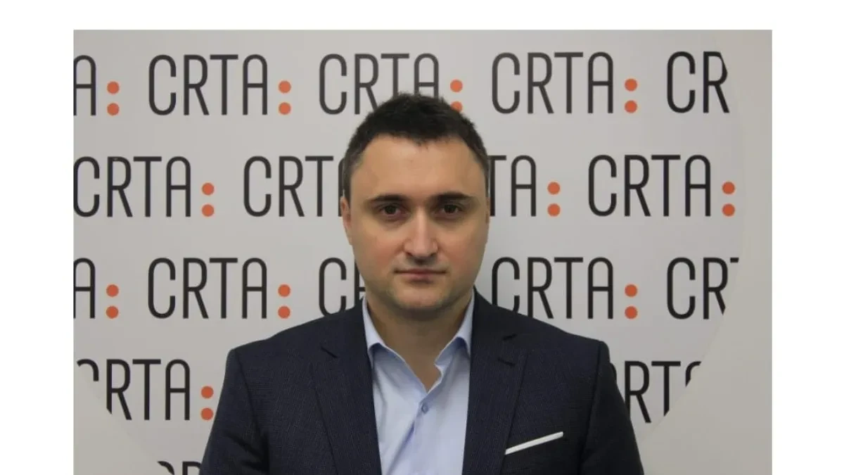 Tupanjac iz "Crte" obučava blokadere: Ako već morate da napadate policiju, uradite to pametno i stavite kapuljače
