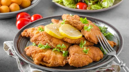 Bečka šnicla mi je kao iz restorana: Uz 1 neobičan sastojak meso bude sočno, a poh hrskav!