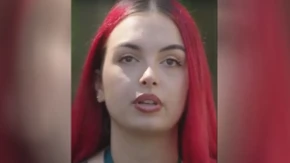 Gledaj, Srbijo, kako blokaderka pljuje po našim selima: Lažna elita otvoreno mrzi srpske domaćine (VIDEO)