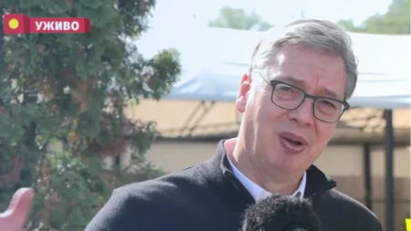 Vučić se obraća u Petrovaradinu: "Vidim da ih je strašno zabolelo što me je Putin podržao"