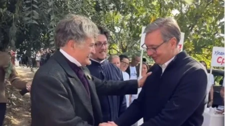 Vučić posetio Lečića na snimanju: Tebi je teško da se sakriješ