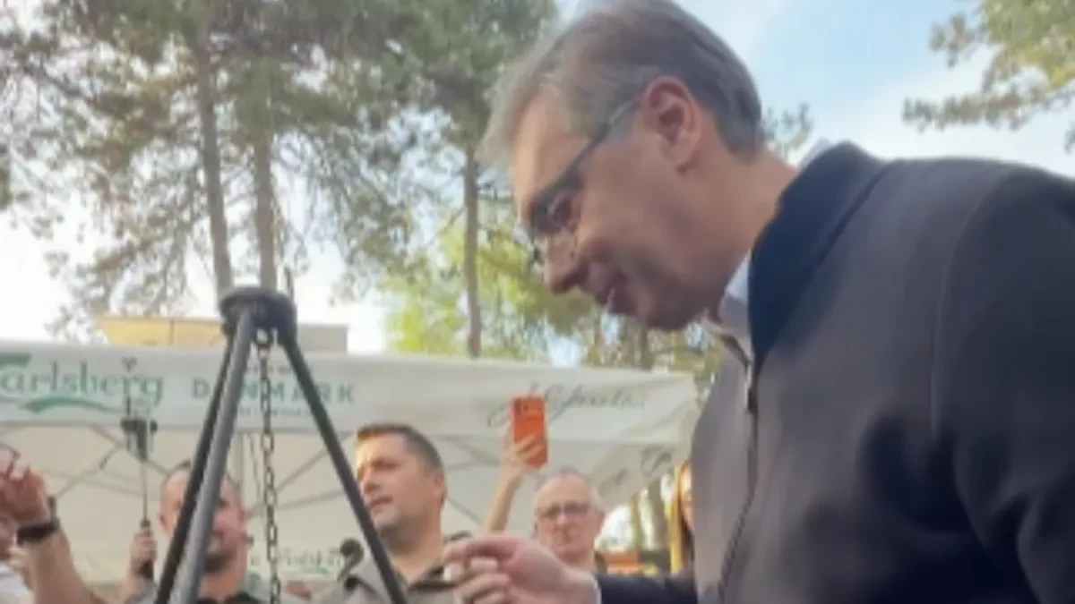 "Danas priče nisu bile lovačke" Vučić: Nemam nijednu primedbu na gulaš (VIDEO)