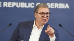 "Pacovi se skupljaju po fakultetima, a mi ih plaćamo" Vučić: Nema više politike!