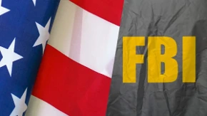 Šef FBI ženi se pevačicom: 18 godina je mlađa od njega (FOTO)