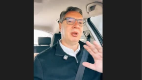 Vučić se javio na Tiktoku: Njima mahnuo u kameru pa Kurtiju i Plenkoviću poslao jasnu poruku! 