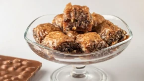 Baklavu sa čokoladom ovako pravi baka iz Bosne: Gotove kore, a drugačija