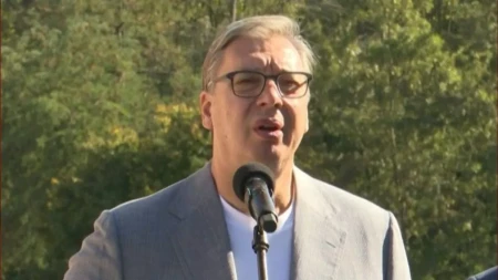 Vučić nastavlja bitku za Srbiju! Razgovara sa građanima u Lajkovcu!