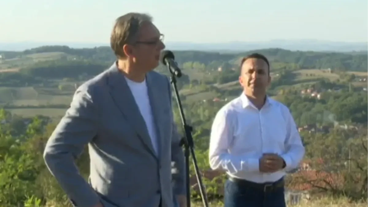 Vučić nastavlja bitku za Srbiju!  Razgovara sa građanima u Mionici: Kada to uradimo moći ćemo da se merimo sa svim razvijenim zemljama