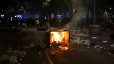 Monstruozni blokaderski saveti: Pretite bakama i dekama da neće videti unuke ako glasaju za Vučića
