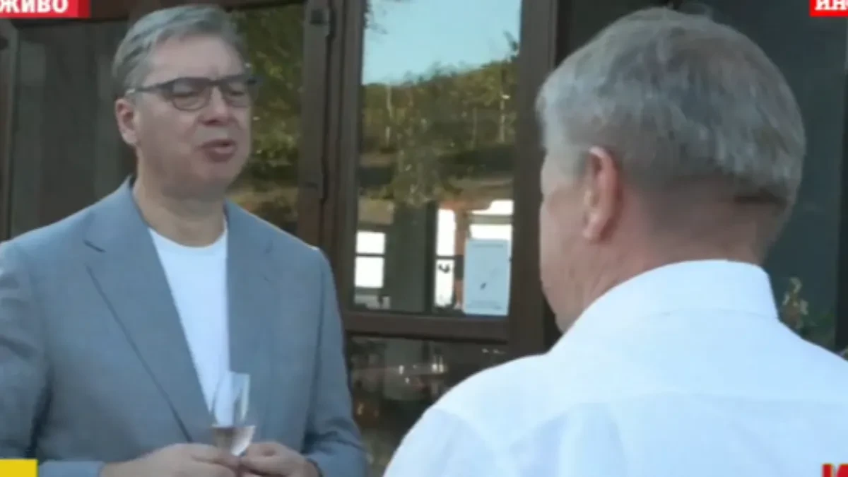 Vučić progovorio o svojoj penziji, pa nasmejao sve! „Verovatno bi se i moja u to pretvorila!“