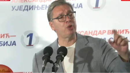 „Ili će biti reda ili neću biti premijer!“ Vučić iz Valjeva poslao poruku profesorima, dekanima i rektorima