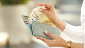Posle teškog perioda stižu pare! Ova 3 znaka horoskopa doživeće finansijski bum u oktobru