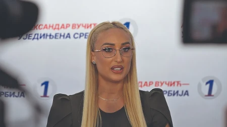  Srdanović dao zeleno svetlo za nove napade na simpatizerke SNS-a: Užas u Valjevu, blokaderi žene čupali  za kosu i polivali ih vodom