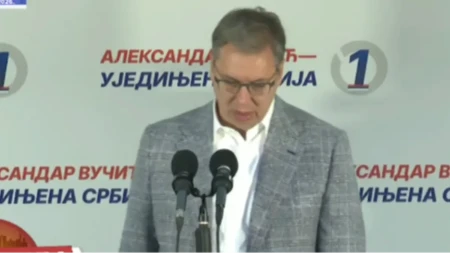 „Slogan Mila Đukanovića da ruše Srbiju?“ Vučić iz Pančeva žestoko o porukama Studentske liste