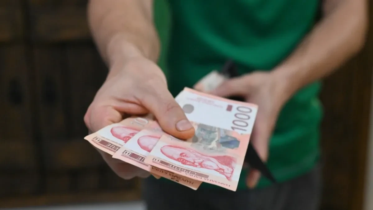 Stiže nova jednokratna pomoć od 3.000 dinara, odluka je doneta: Ovi građani treba da se prijave za novac