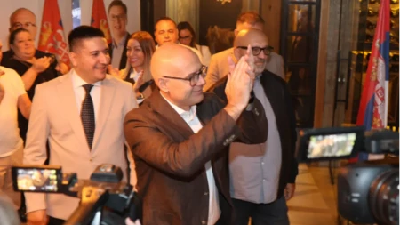Vučević: "Radom i rezultatima na njihovu mržnju i uvrede! Srbija ujedinjena do pobede"