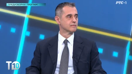 Voditeljka skočila kao oparena: "Nikeziću, nemojte da mašete cigaretama u programu!" 