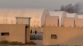 Američka vojska se povukla! Zasuli ih raketama i dronovima, objavlljeni snimci udara (VIDEO)