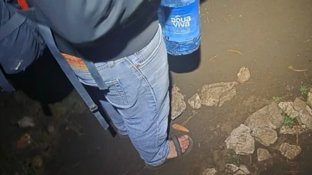 Izgubio se na Durmitoru, krenuo u sandalama: Šok fotografija sa Žabljaka, spasioci izvukli Izraelca na sigurno