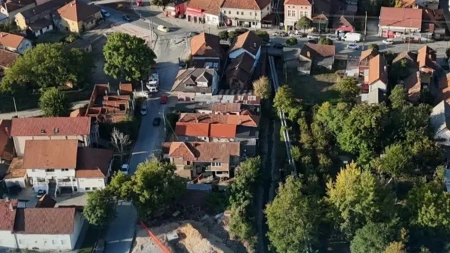 Srušena čuvena kafana u Čačku, ali sa dobrim razlogom: Deonica Bulevara vojvode Putnika biće završena u decembru