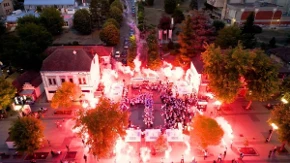 Lazarevac uz Vučića! Ujedinjeni građani poslali moćnu poruku - veličanstveni prizori govore više od 1.000 reči (FOTO/VIDEO)