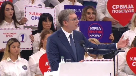 Vučić dao veliko obećanje Kragujevcu: „Prosečna plata biće 1.500 evra“