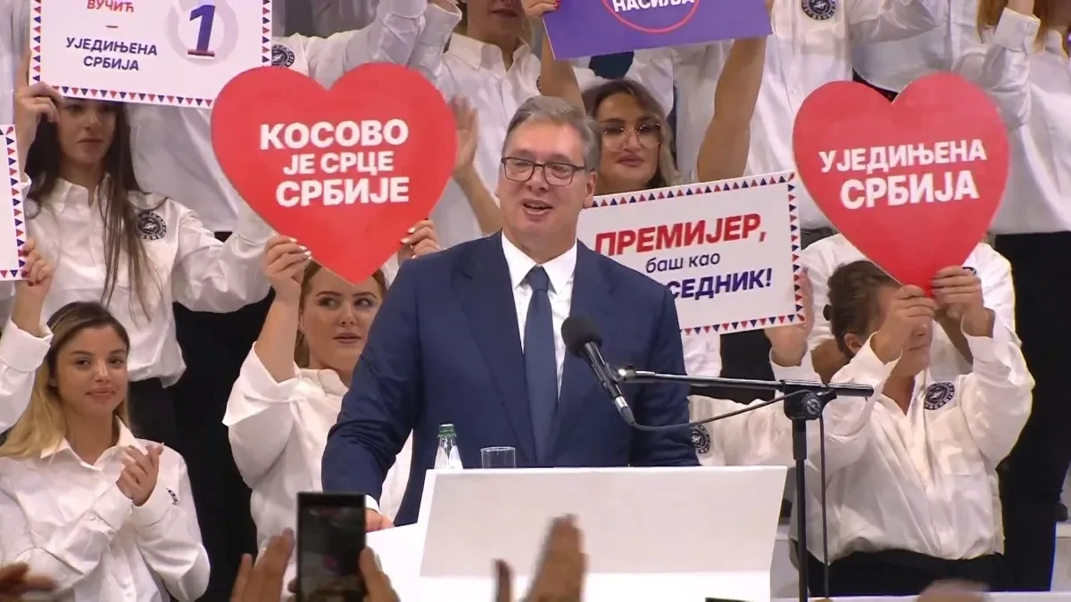 Vučić izneo velike brojke u Kragujevcu: „Plata 1.500 evra, penzija preko 750  - to je naš cilj“
