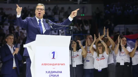 Vučić pozvao građane: Ujedinjeni za Srbiju! Vidimo se u Kragujevcu!