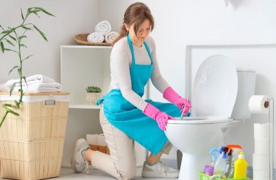 Japanci često sipaju brašno u WC šolju: Razlog će vas naterati da odmah to uradite