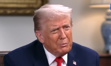 TRAMP U EPSTAJNOVIM FAJLOVIMA Predsednik SAD pomenut stotinama puta