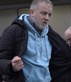 OPOZICIONI ŠTAND U CRVENKI: MALO LJUDI, MNOGO BUKE I JOŠ VIŠE ĆUTANJA PRED NASILJEM