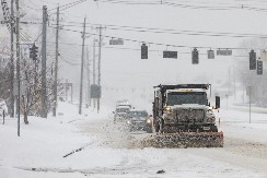 SKORO 90 MRTVIH Katastrofalna snežna oluja zavila SAD u CRNO!
