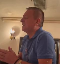 POZNATI PEVAČ JE VLASNIK DVA HOTELA U NEMAČKOJ Posao mu je godinama vodila žena, a sada ih je prepisao deci!