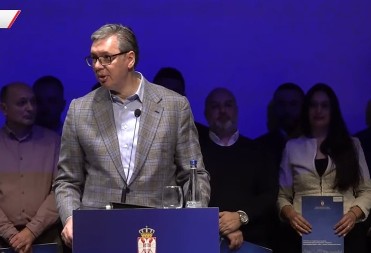 "I VINO, I RAKIJA, I SRBIJA PRIPADAJU SVIMA NAMA" Vučić: Svi moraju podjednako da uživaju u državnim sredstvima