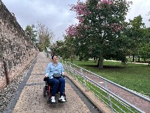 "MNOGO SE OSEĆAM BOLJE OD DOBIJANJA TERAPIJE, HVALA DRŽAVI ŠTO JU JE OBEZBEDILA" Aleksandra za Alo! o lečenju SMA u Srbiji (FOTO)