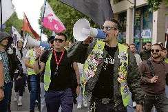 BLOKADERSKA SEKTA! Orgije, prirodna glupost i veštačka inteligencija