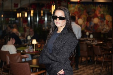 "OCU DAJEM NOVAC POSLE SVAKOG NASTUPA" Pevačica šokirala priznanjem: "Živim od plate"