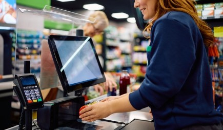 OD 13. FEBRUARA POSKUPLJUJU CIGARETE: Komšije donele odluku