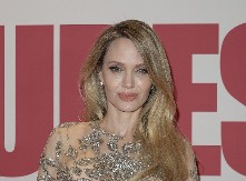 Anđelina Džoli u providnom tilu zasenila Pariz: Sve je stalo kada je ona zakoračila!