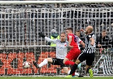 POZNATI GOLMAN U NEPREPOZNATLJIVOM IZDANJU Branio je za Vojvodinu i Sarajevo, debitovao za Srbiju, a sada izbacio pesmu