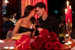 Čestitke za Dan zaljubljenih: Ulepšajte praznik svojoj voljenoj osobi najlepšim porukama i neka ovaj dan pamti zauvek!