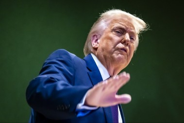 ILI DOGOVOR, ILI RAT SA AMERIKOM "Spreman sam na vojnu akciju"